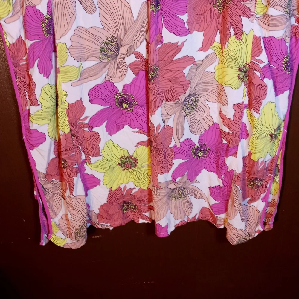 Freebie Gorgeous Joyspun Medium(8-10) Pink Floral Batwing Airy Sexy Nightgown - Picture 3 of 9